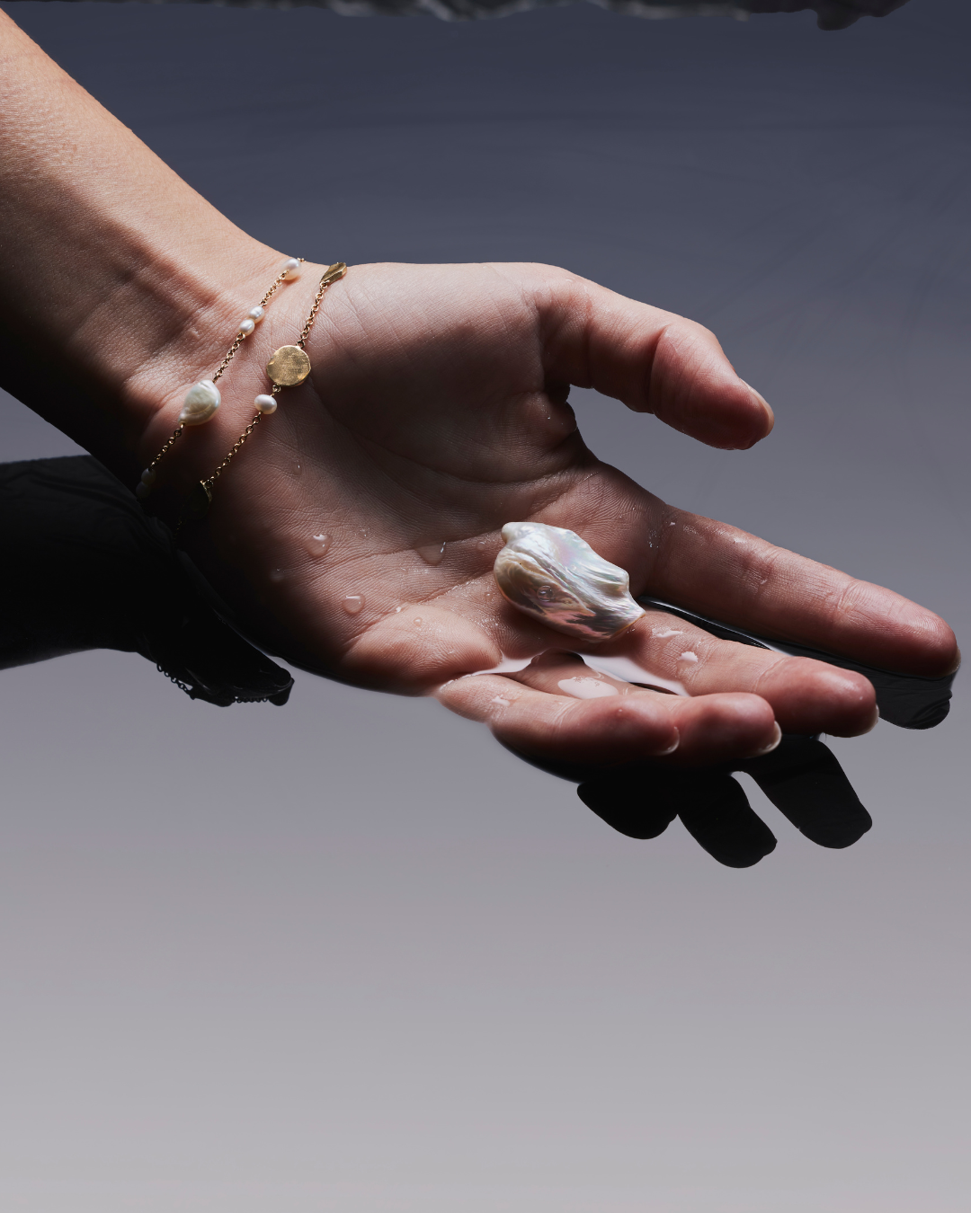 What Jewellery to Gift Based on the Zodiac Signs