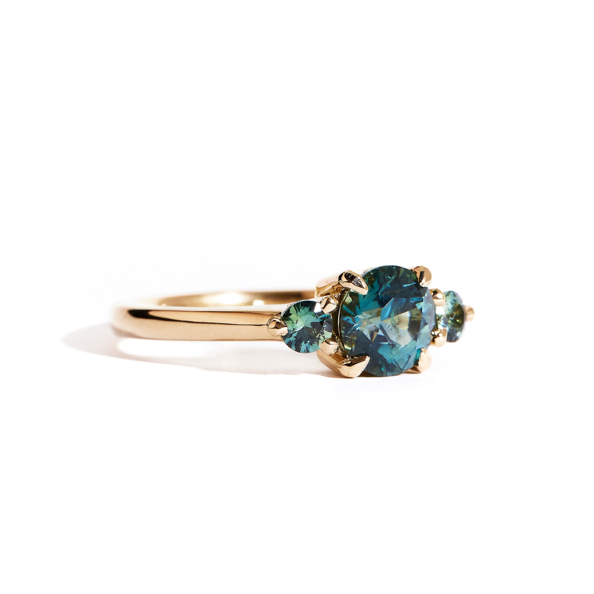 Hera Sapphire Ring