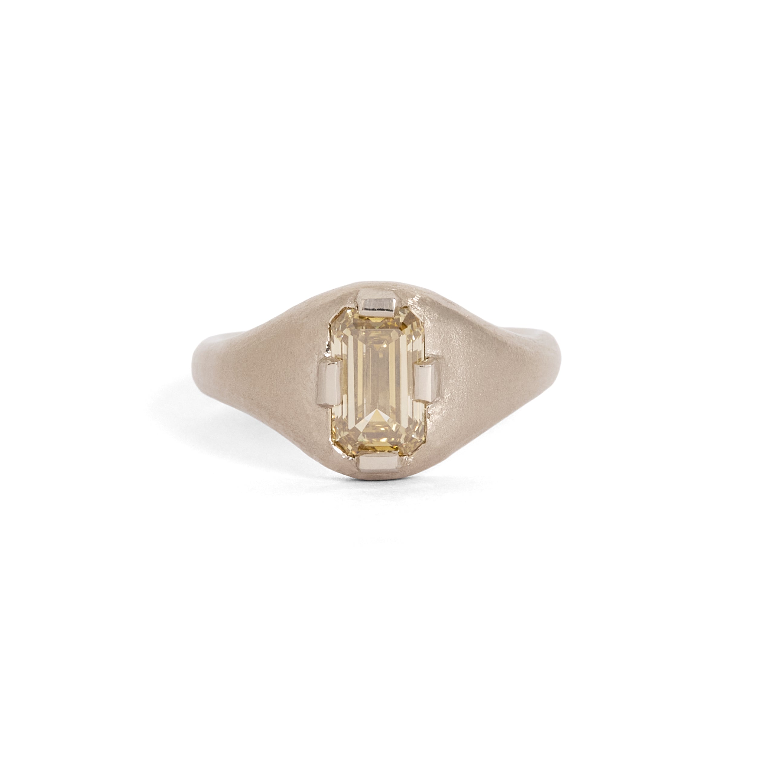Dune Diamond Ring