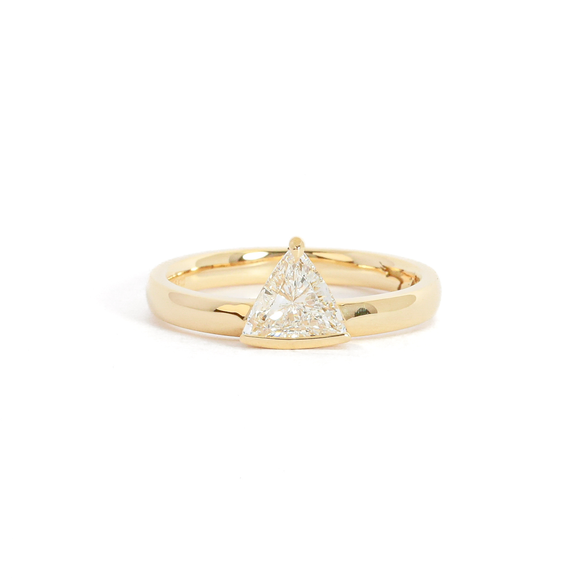 trilliant cut diamond solitaire gold ring