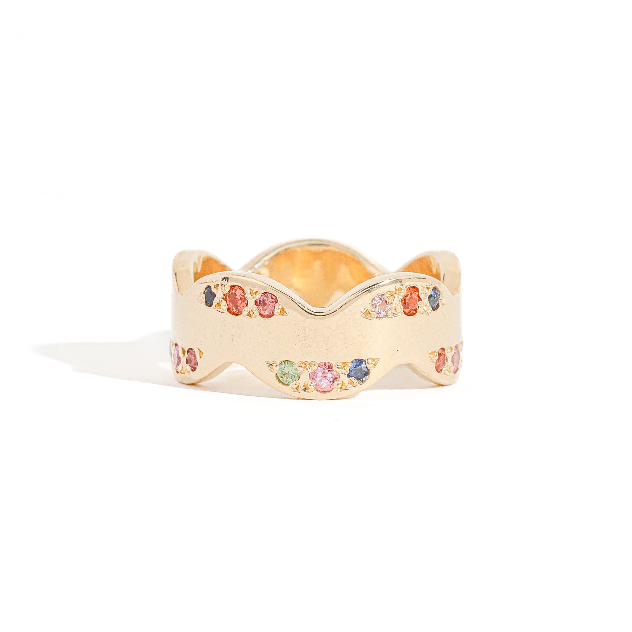 6mm yellow gold polished wavy band clusters mixed coloured sapphires