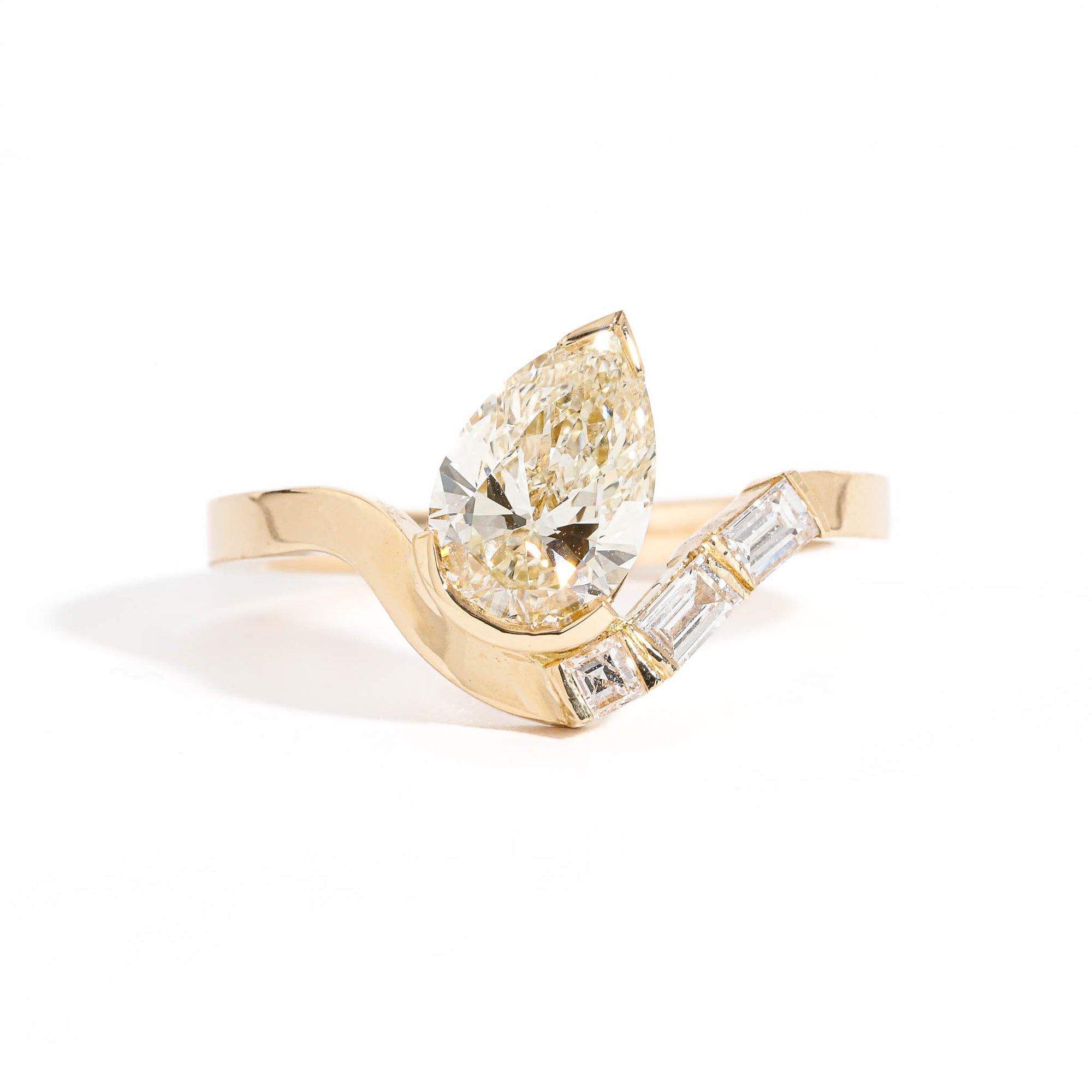  Pear Cut and Baguette Cut White Diamond Engagement Ring in 18 Carat Yellow Gold