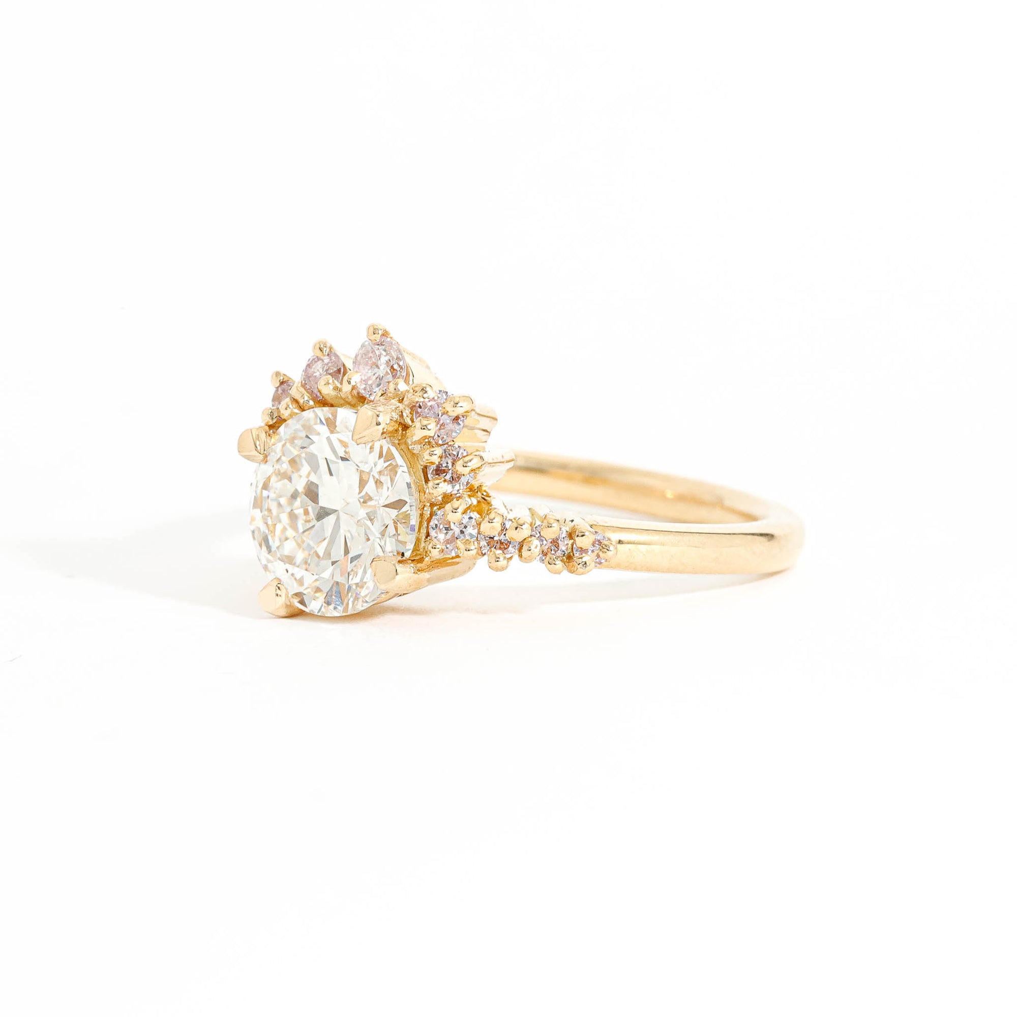 Round Brilliant Cut White and Pink Diamond Half Halo Ring in 18 Carat Yellow Gold