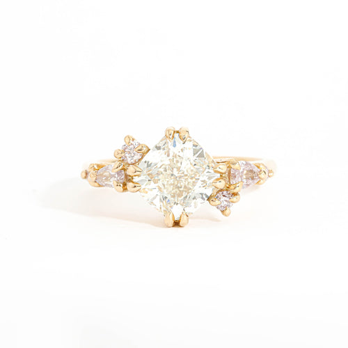 Cushion Cut Champagne Diamond and Pink Diamond Ring in 18 Carat Yellow Gold 