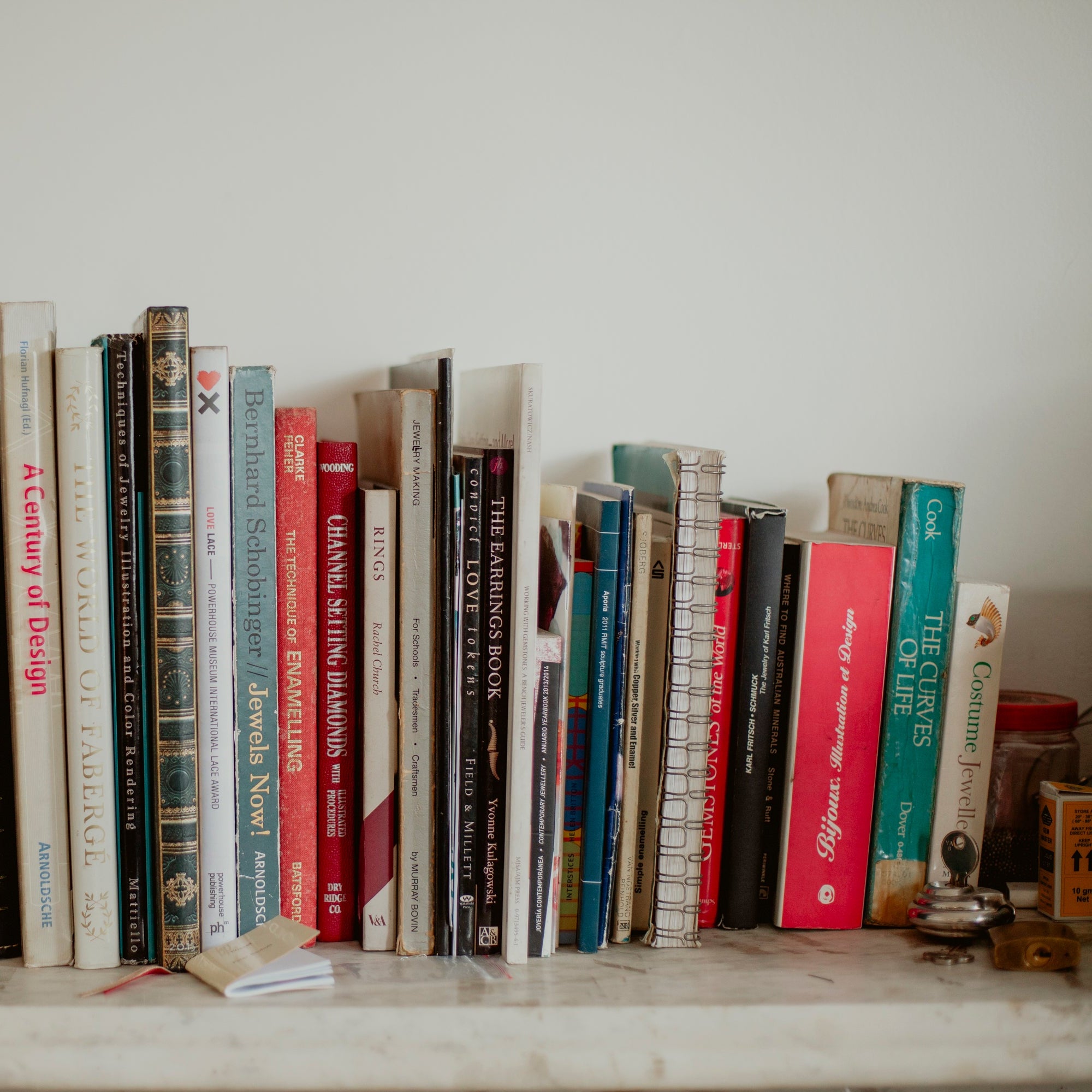 JEWELLERY AND GEMSTONE BOOKS ON SHELF