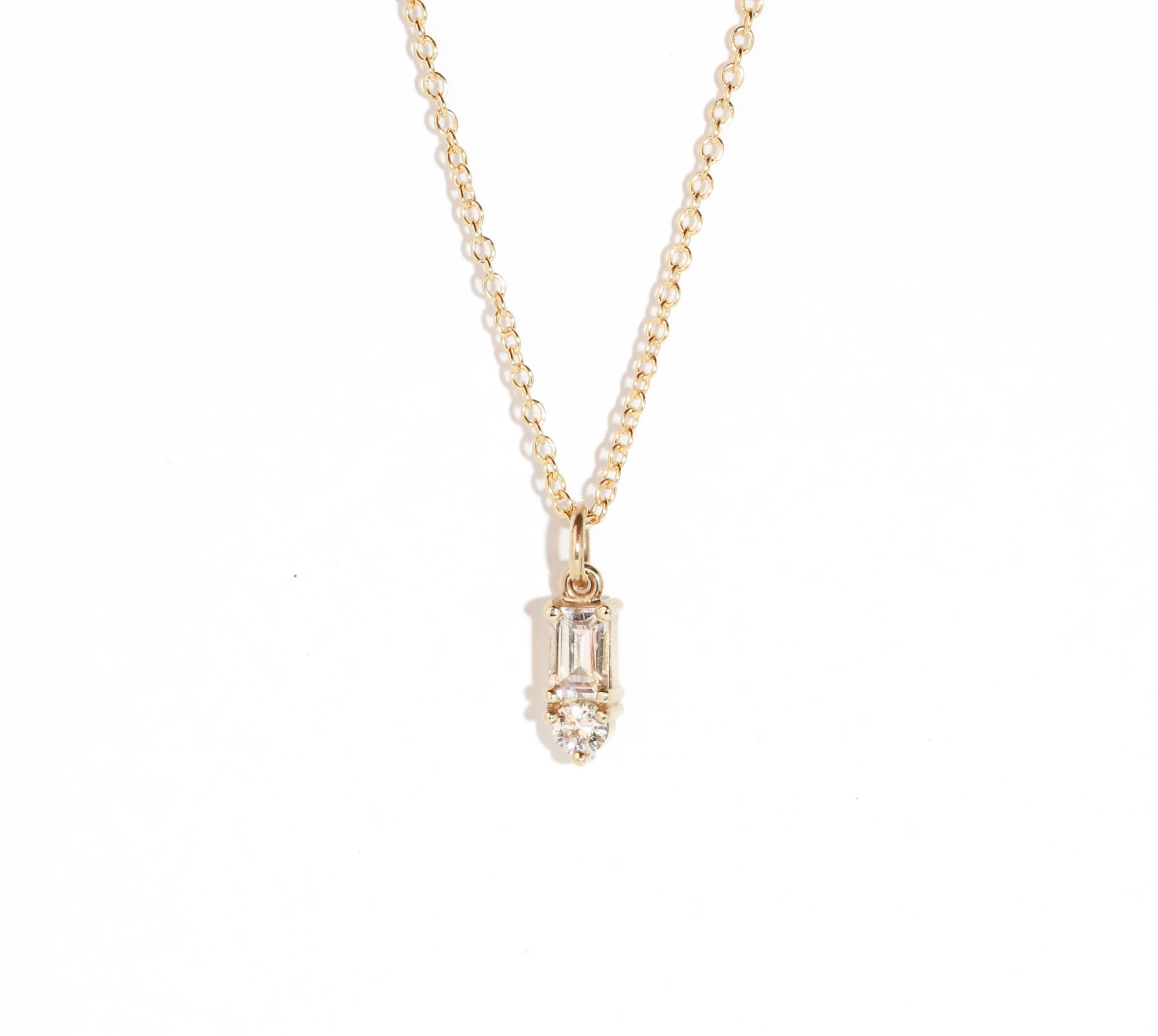 Sun Haze Sapphire and Diamond Necklace