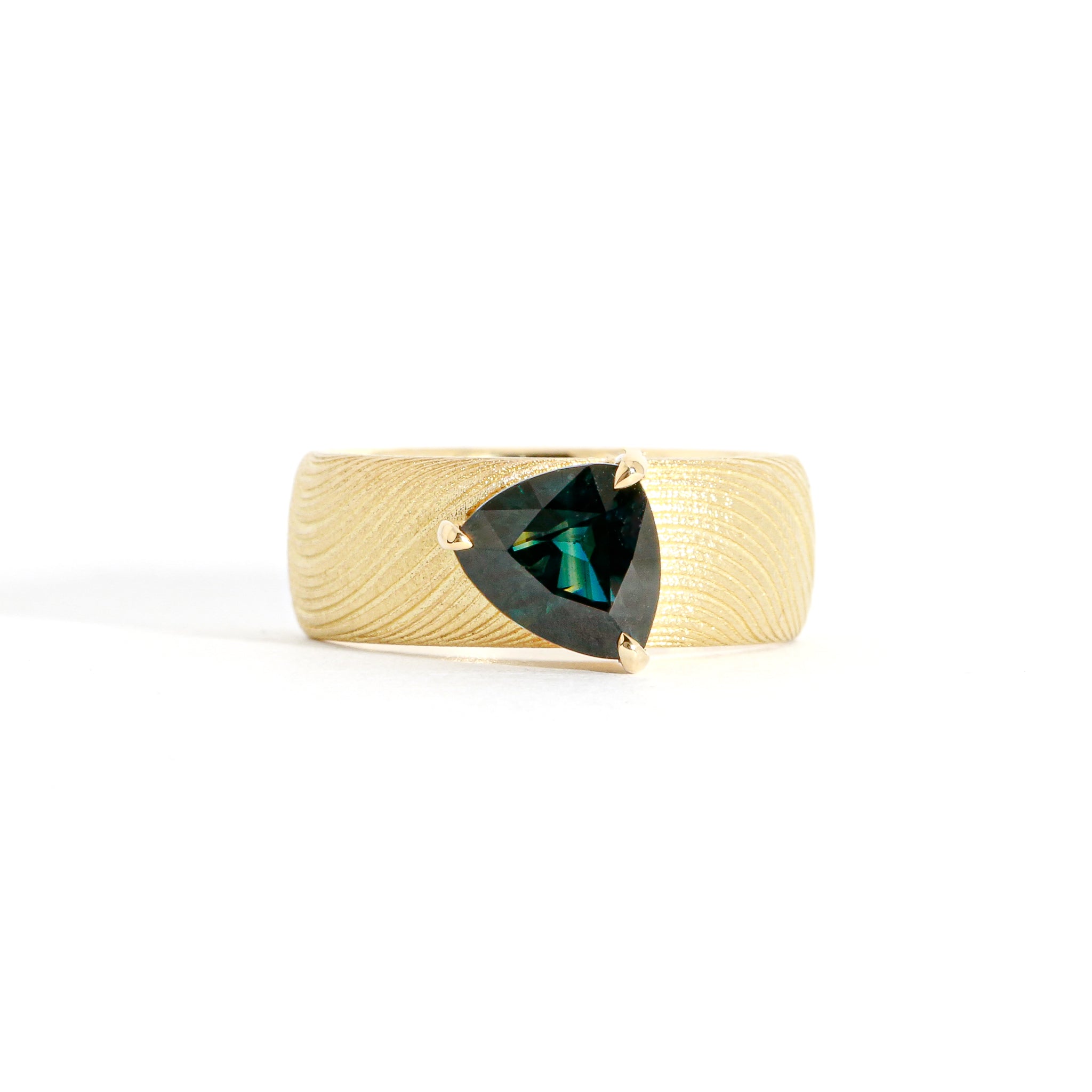 Labrynth Ring