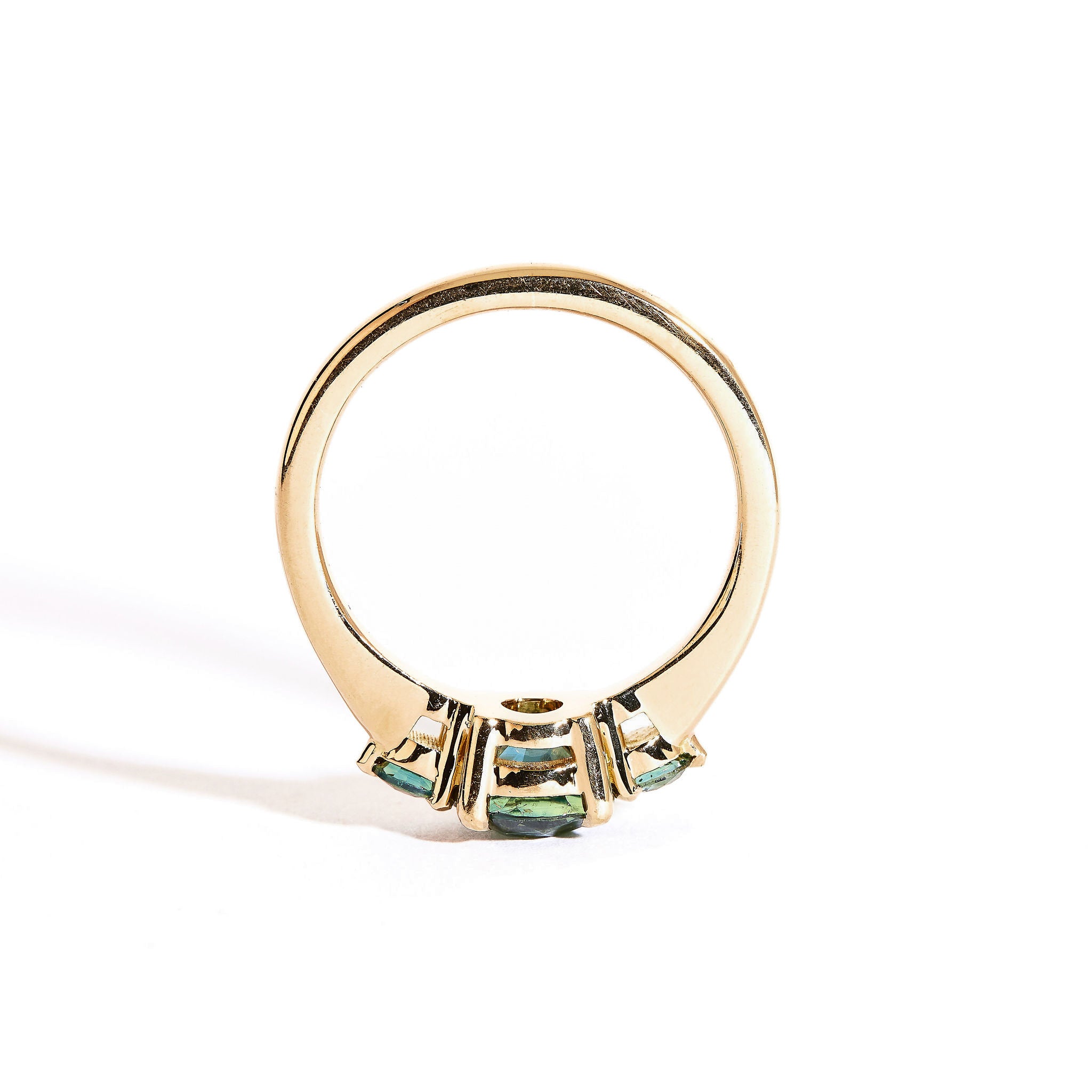 Hera Sapphire Ring