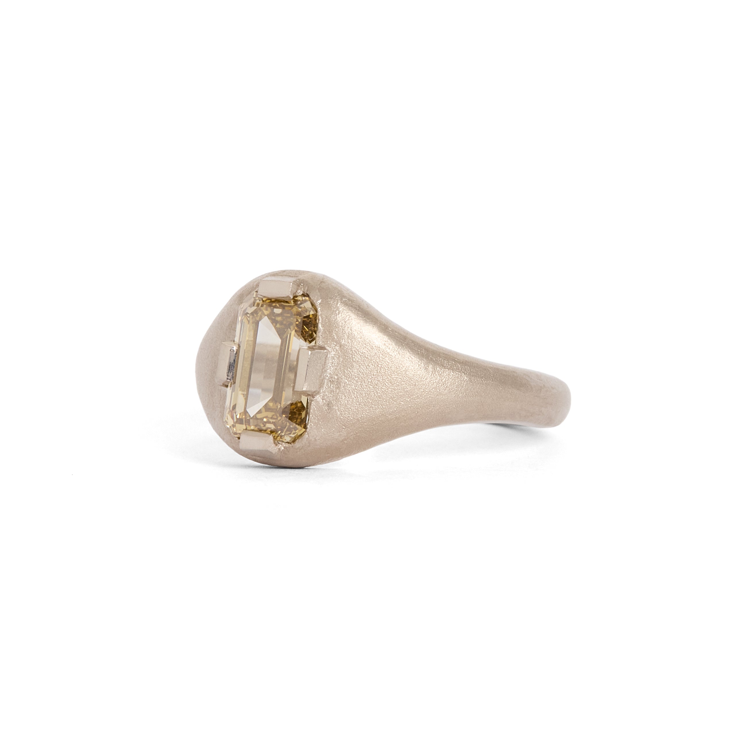 Dune Diamond Ring