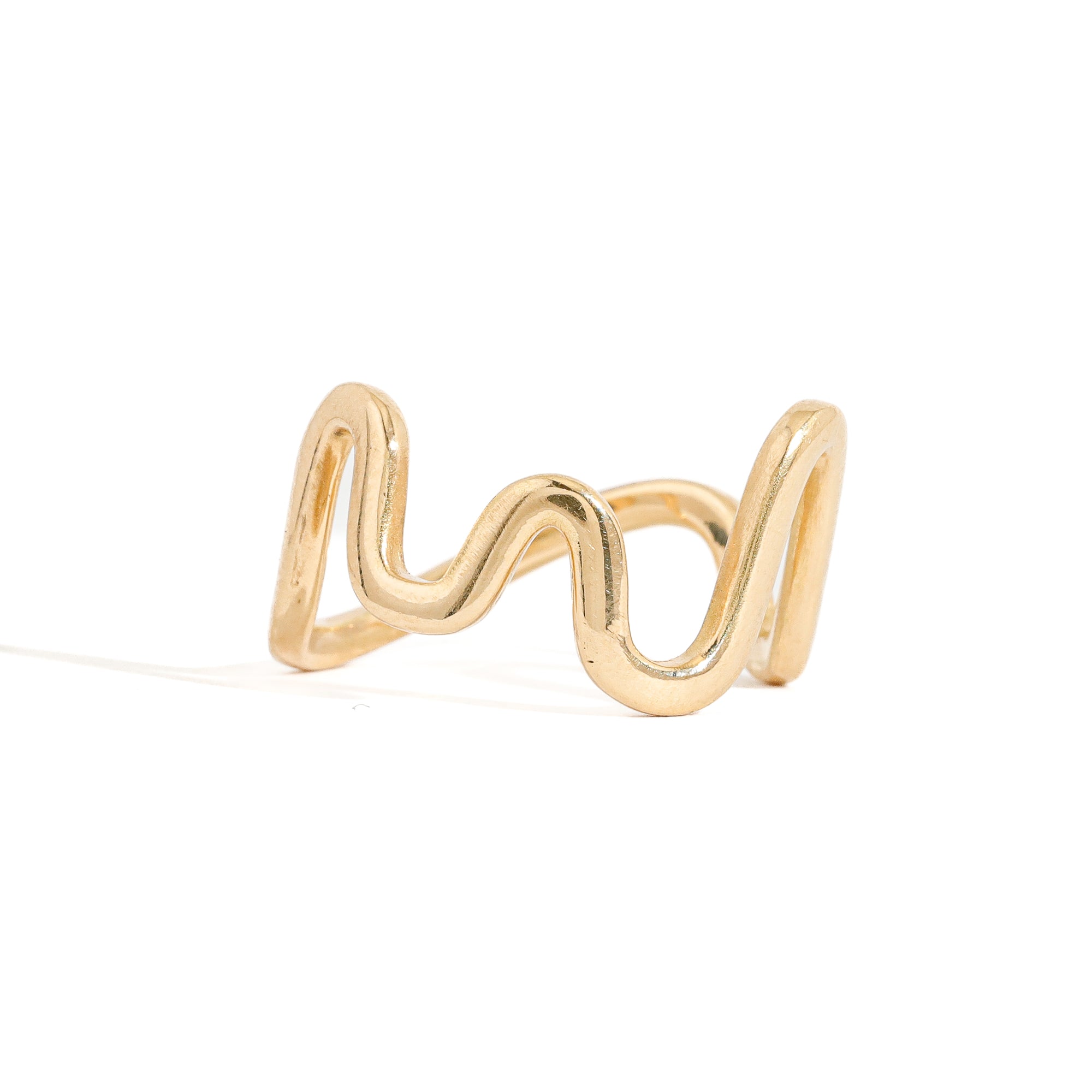 Solid 18ct Gold curved ring 
