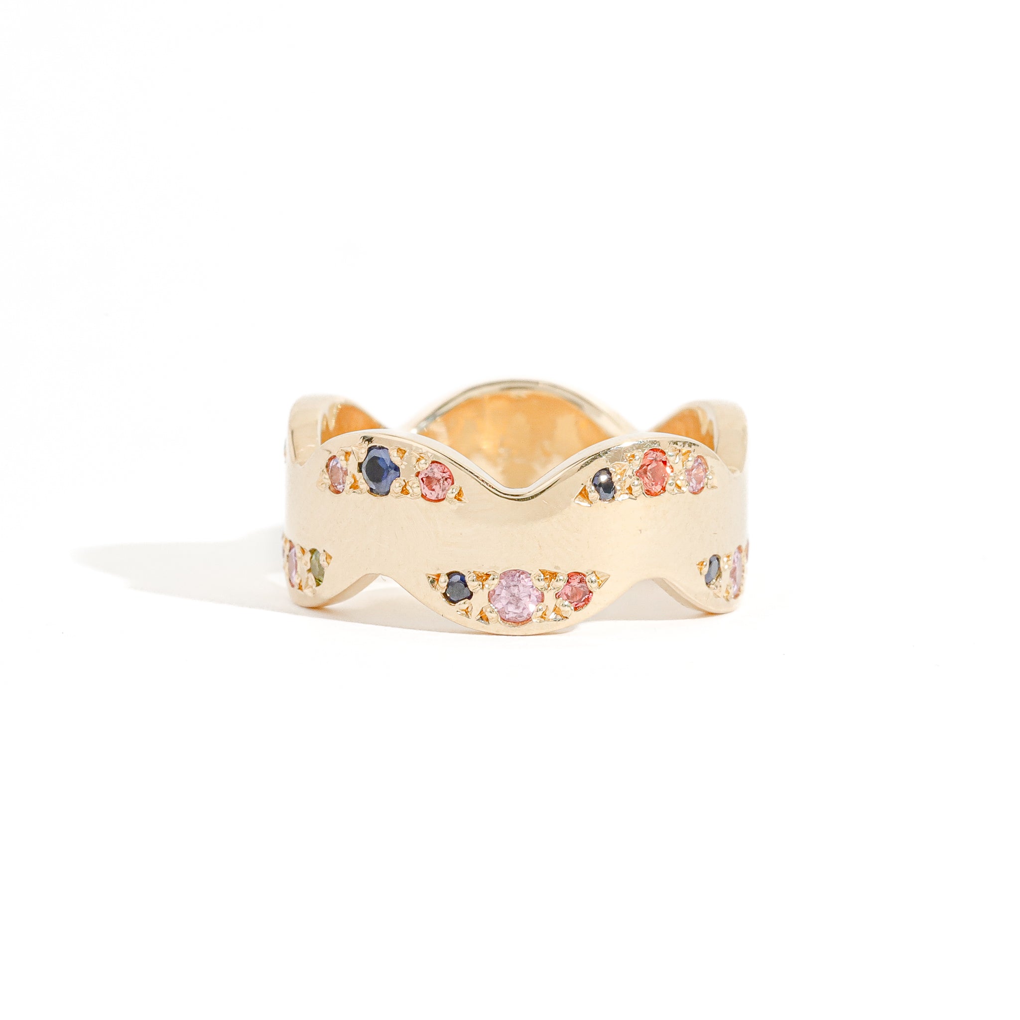 6mm yellow gold polished wavy band clusters mixed coloured sapphires