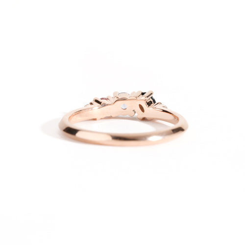 18ct Rose Gold ring set with ethically sourced Australian sapphires in blues and pink hues and a white diamond. Handmade by Black Finch Jewellery Melbourne