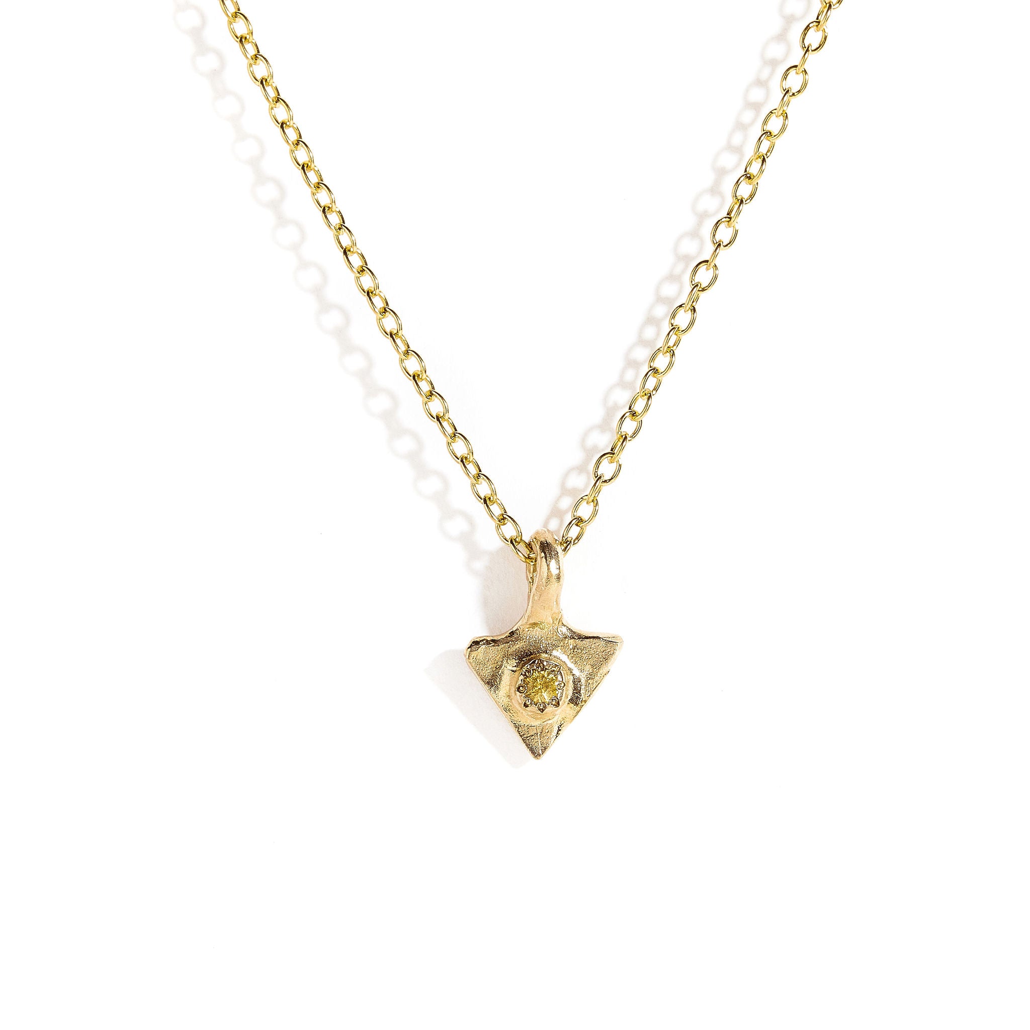 Yellow sapphire pendant in 9 carat yellow gold.