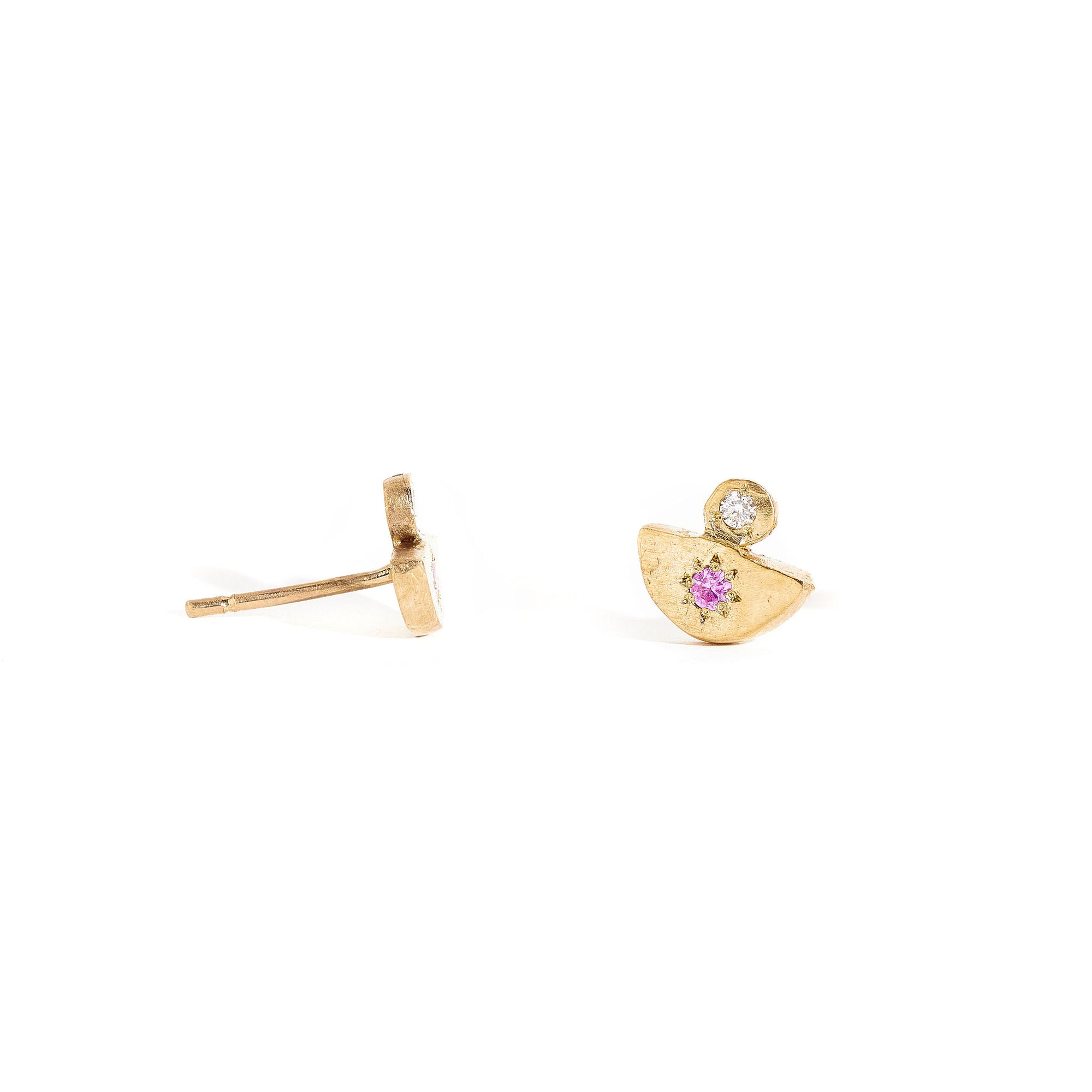 9 carat yellow gold earrings, each featuring a pink sapphire and white diamond.