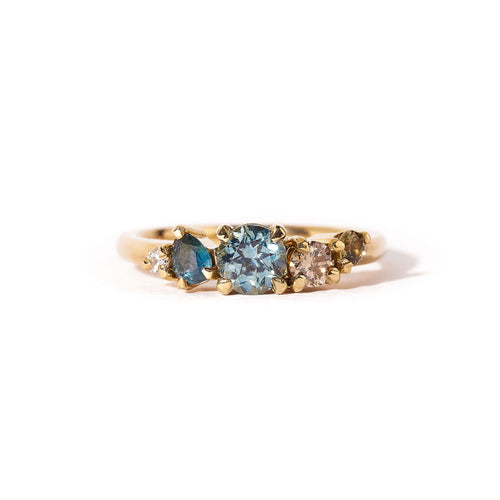 5 Stone Ethically Sourced Australian Sapphires and Champagne Diamond Cluster Ring in 18ct Yellow Gold 