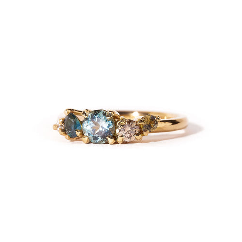5 Stone Ethically Sourced Australian Sapphires and Champagne Diamond Cluster Ring in 18ct Yellow Gold 