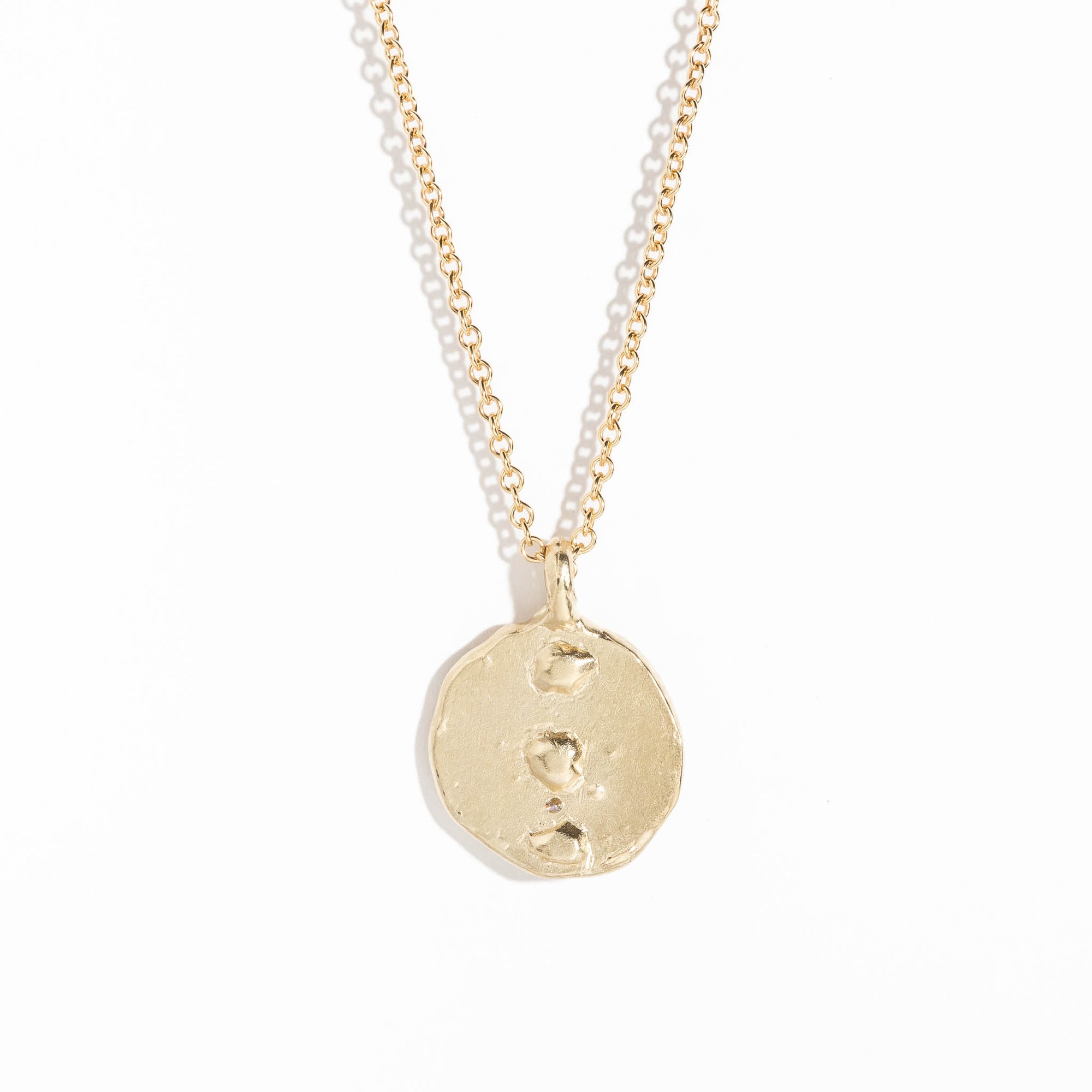  Round Pendant with Diamonds in 9 Carat Yellow Gold 